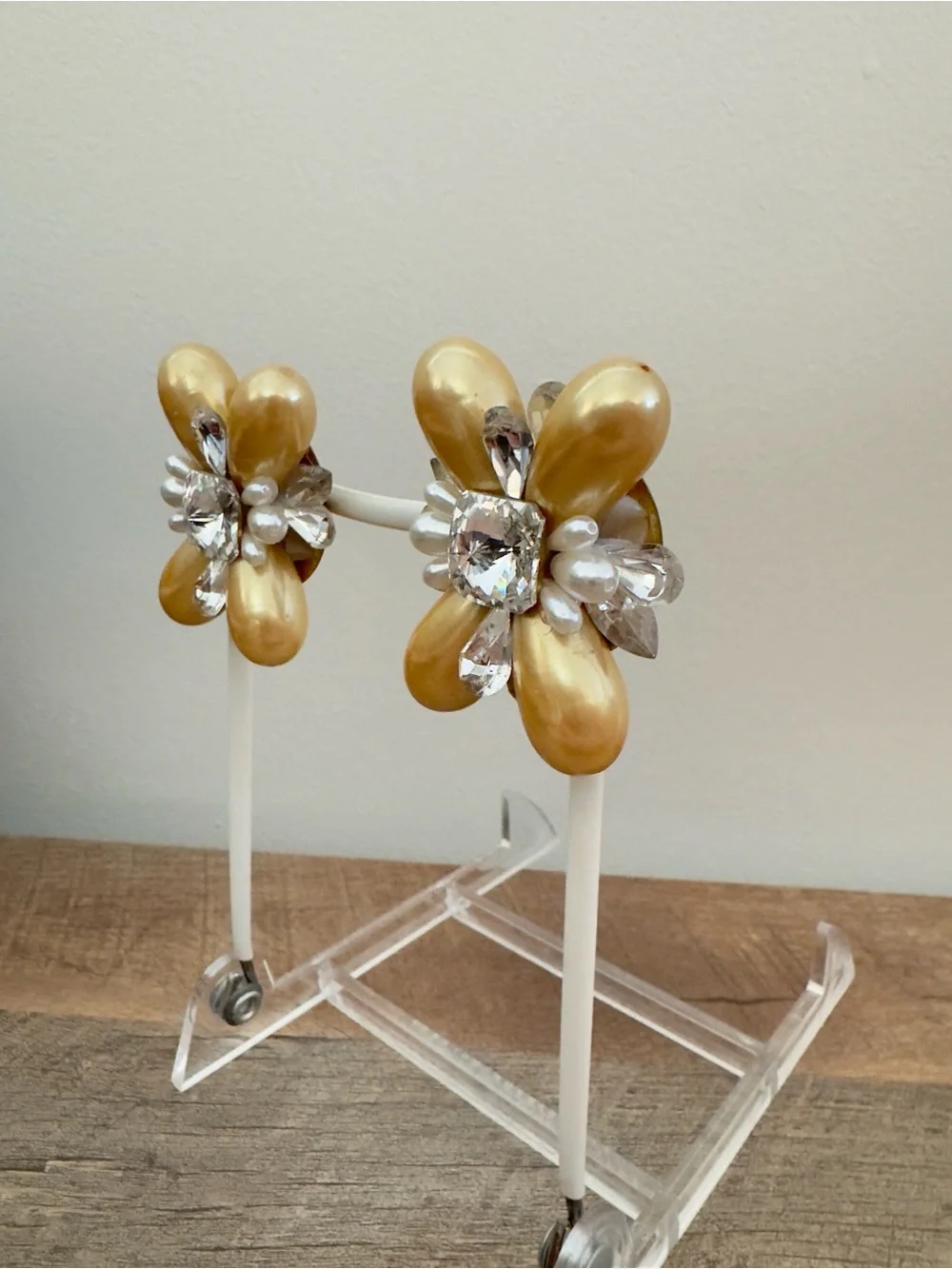 Wendy Gell vintage statement